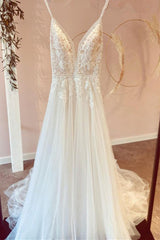 Spaghetti-Straps V-Neck Wedding Dress Tulle Long