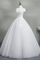 Stunning Off-the-Shoulder Sweetheart Wedding Dresses Short Sleeves Lace Appliques Bridal Gowns On Sale