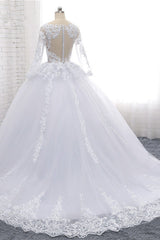 Stylish Long Sleeves Tulle Lace Wedding Dress Ball Gown V-Neck Sequins Appliques Bridal Gowns On Sale