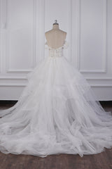 Stylish Off-the-Shoulder Tulle Lace Wedding Dress Strapless Appliques Ruffles Beading Bridal Gowns On Sale