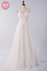 Stylish V-neck Straps Tulle Wedding Dress Appliques A-line Ruffles Bridal Gowns On Sale