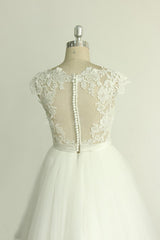 Stylish White Tulle Lace Wedding Dress Appliques A-line Ruffles Bridal Gowns On Sale