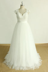 Stylish White Tulle Lace Wedding Dress Appliques A-line Ruffles Bridal Gowns On Sale