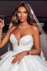 Sweetheart Ball Gown Wedding Dress Lace Appliques Online Lace-up