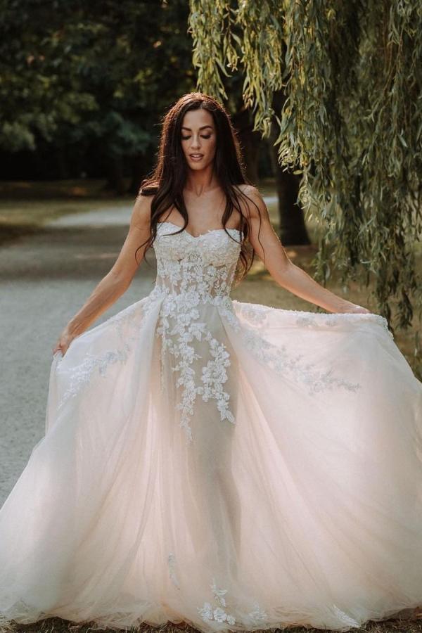 Sweetheart Champagne Wedding Dress Long Beach With Appliques