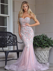 Sweetheart Pink Mermaid Prom Dress With Lace Appliques