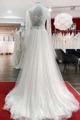 Sweetheart Tulle Beadings Lace Appliques Wedding Dresses With Long Sleeves