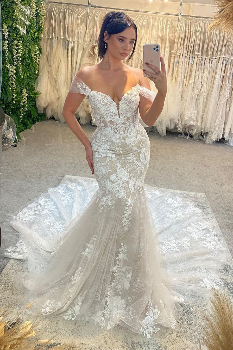 Beautiful Floor Length Off-The-Shoulder Sweetheart Sleeveless Lace Wedding Dress with Chapel Train