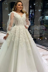 Tulle Long Sleeves Ball Gown Wedding Dress With Lace Appliques