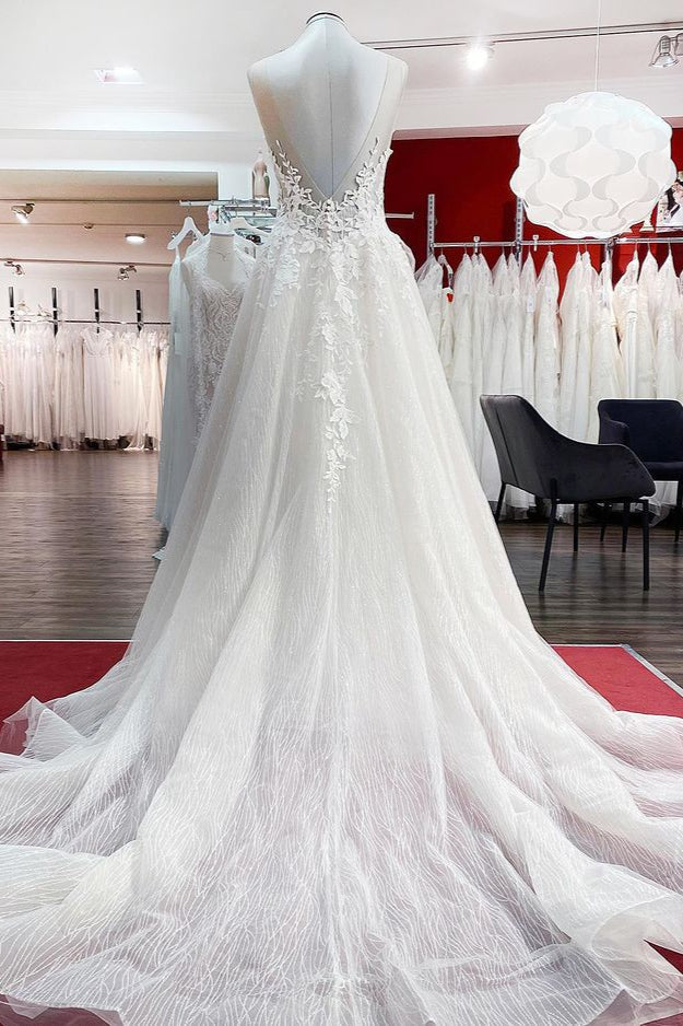 Tulle Sleevless Ruffles Jewel  A-Line Wedding Dresses With Lace Appliques