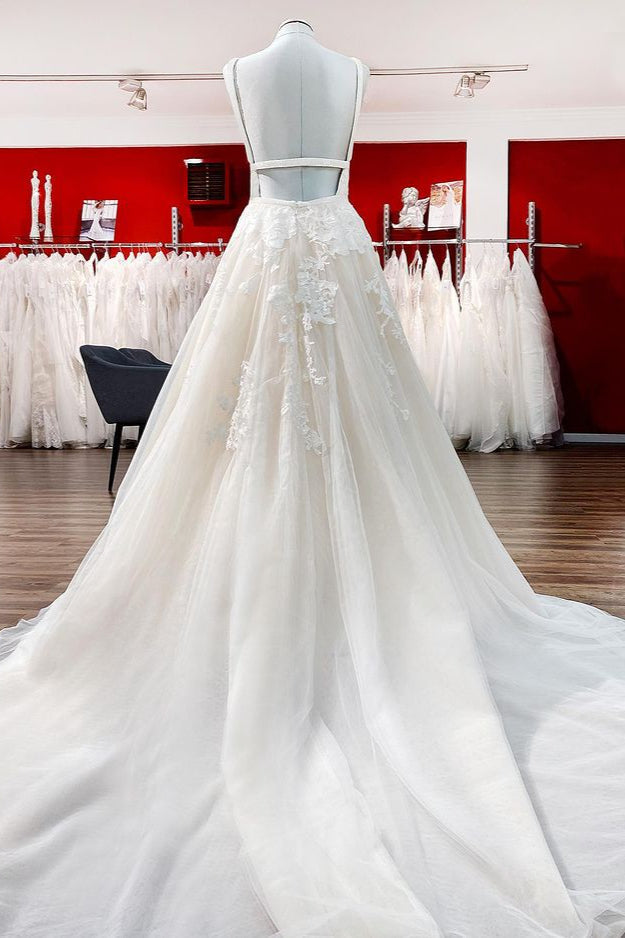 Tulle V Neck Sleeveless Ivory A-Line Wedding Dresses With Lace Long