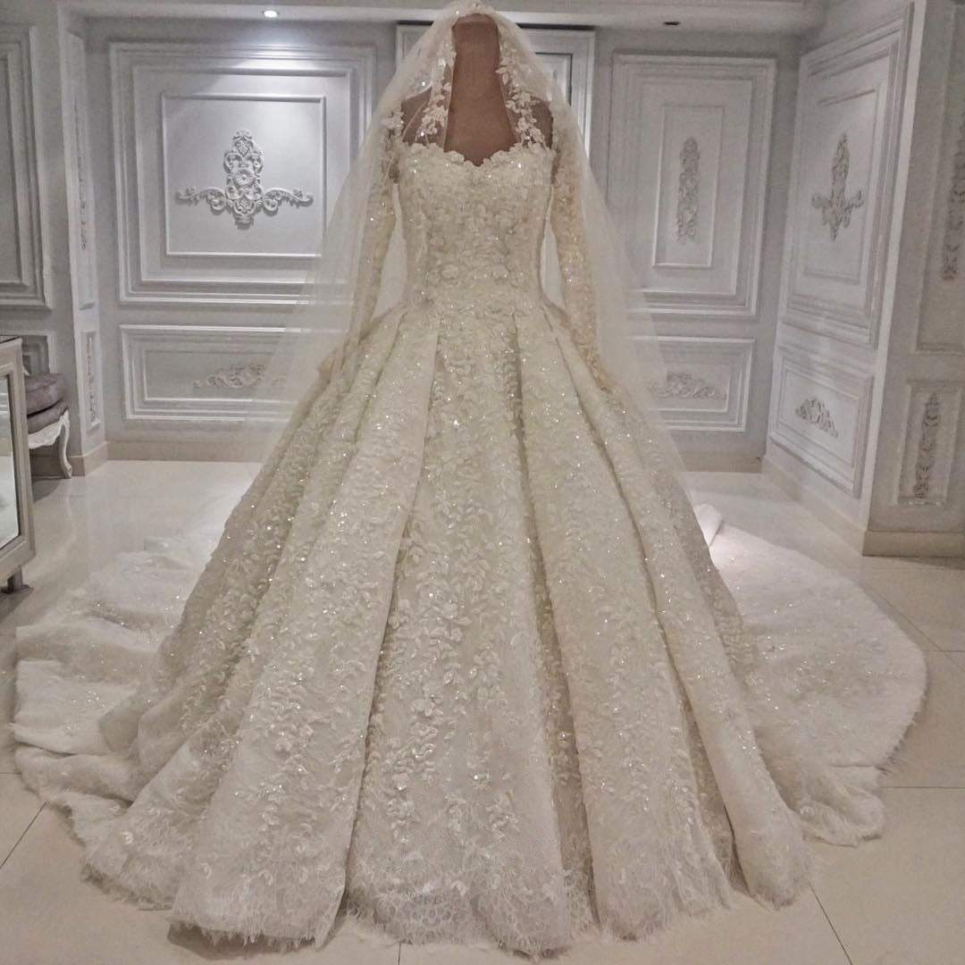 Unique A-line Ruffles Lace Wedding Dresses With Appliques Longsleeves Ivory Bridal Gowns On Sale