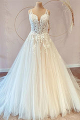 V-Neck Bridal Dress Sleeveless Tulle With Lace Appliques