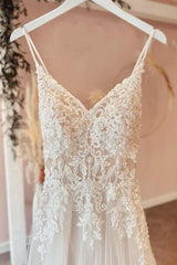 V-Neck Lace Wedding Dress Spaghetti-Straps Tulle Appliques