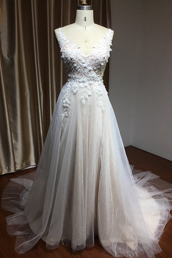 V-Neck Sleeveless Lace Wedding Dress With Split