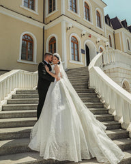 V-Neck Sleeveless Prince Wedding Dress Ball Gown With Lace