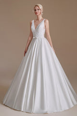 V-Neck Sleeveless Wedding Dress Princess Bridal Gowns