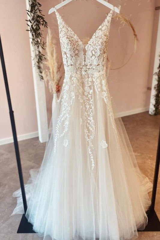 V-Neck Tulle Wedding Dress Sleeveless With Lace Appliques