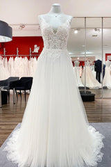 Women Tulle V Neck Sleeveless Ruffles Wedding Dresses With Lace