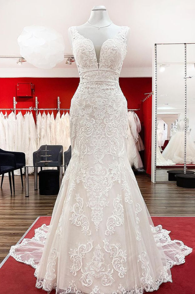 Wonderful Sleeveless Tulle Ivory Lace Backless Mermaid Wedding Dresses